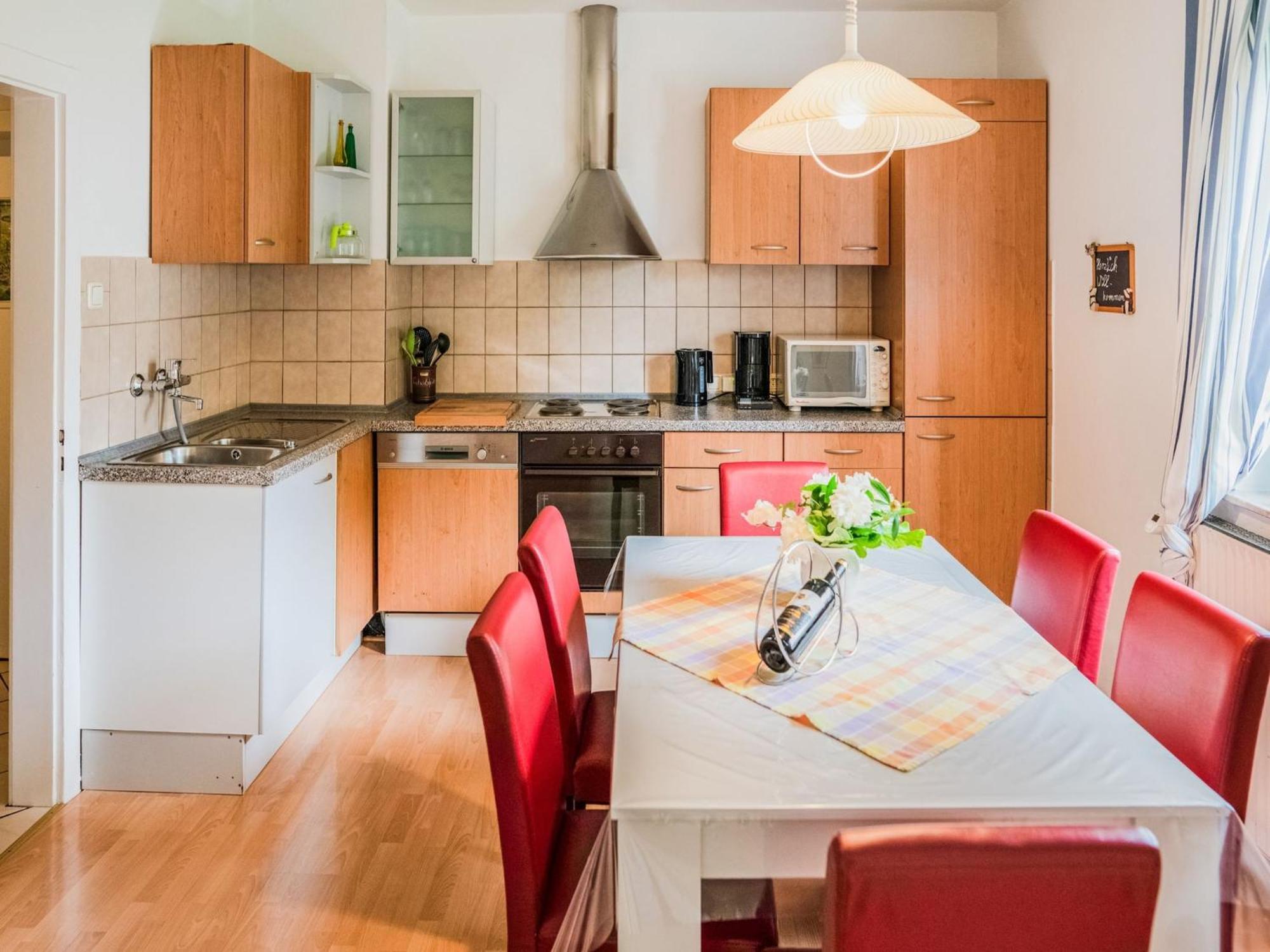 Luxurious Apartment In Medebach Near Public Pool 외부 사진