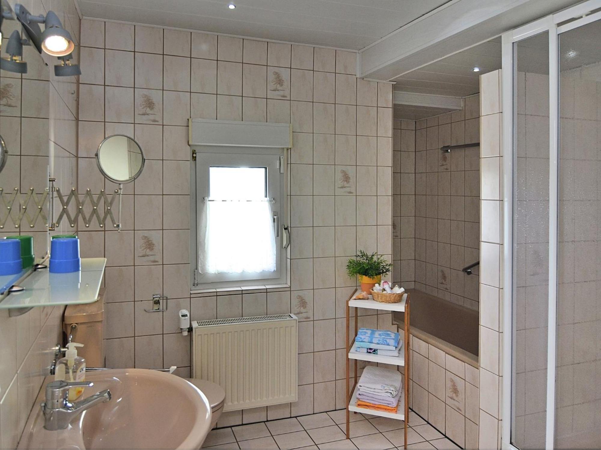 Luxurious Apartment In Medebach Near Public Pool 외부 사진